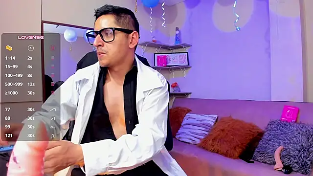 kevin_23_ 라이브 XXX 채팅