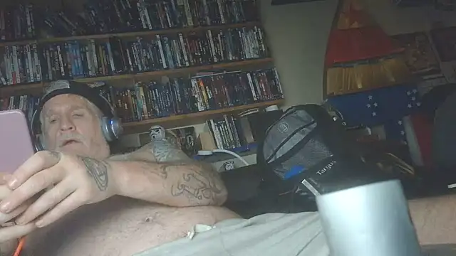 Chat XXX ao vivo de overmydadbody222