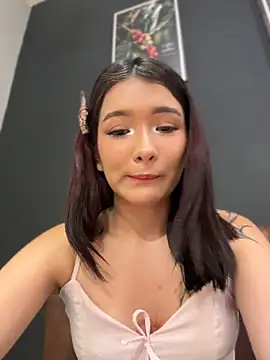 Nai-velvel Chat XXX in diretta