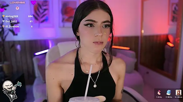 JadeSummerr: онлайн-секс-чат