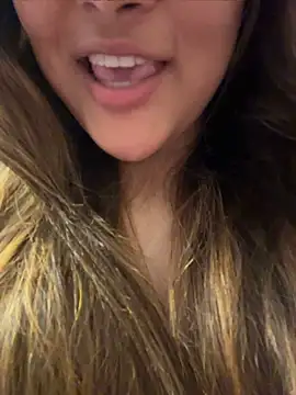 Myra_Exclusive ওয়েবক্যাম শো