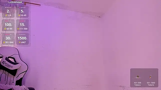 sarah_benjjaminn's Live XXX Chat
