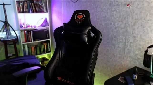 Chat +18 de _Serious_Man ao vivo