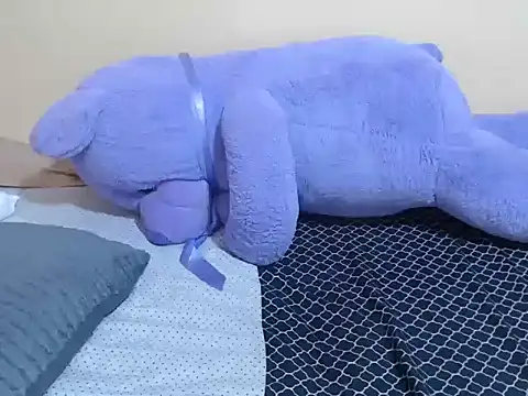 lynnsee live XXX chat