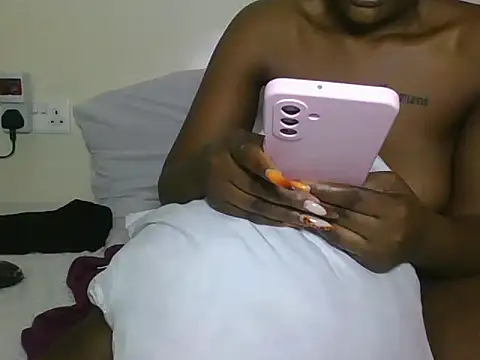 Africanqueen24 Live XXX-chat