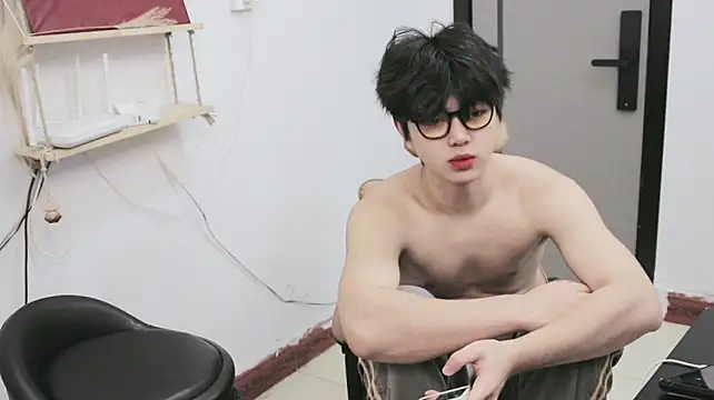 Uu_g Chat XXX live
