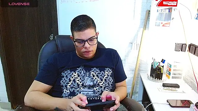 دردشة Realjoel01 الجنسية المباشرة