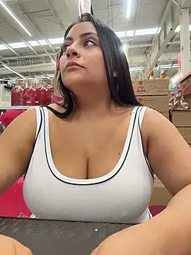 Angie_e Obrolan Langsung XXX