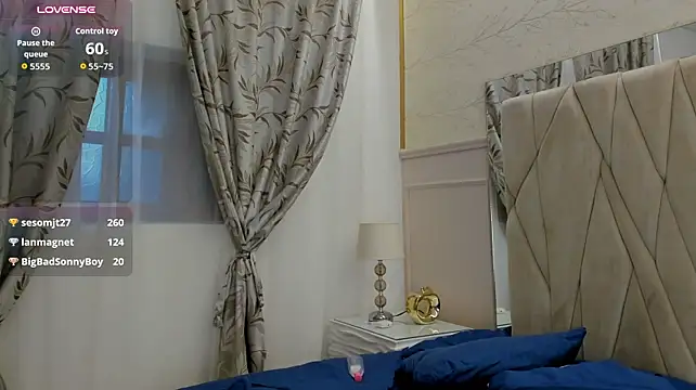 Adrien_Monteiro élő XXX-chatje