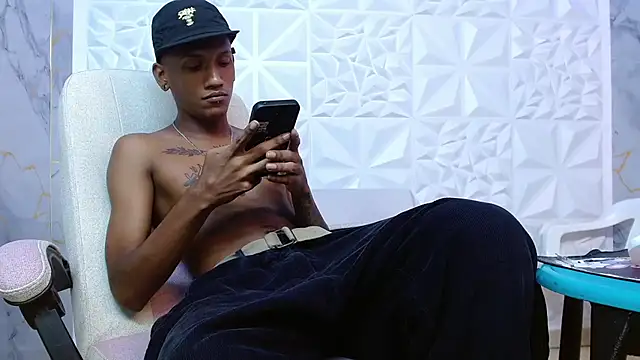 ManSantn Live XXX chat