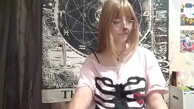 JeraldineCamaeho XXX чат на живо
