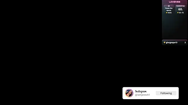 charolbruce_1's Live XXX Chat