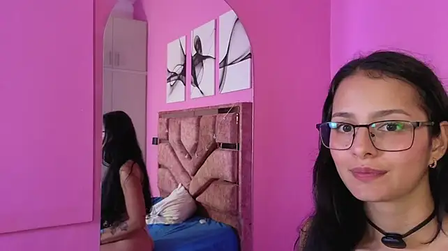 XXX chat uživo modela abdara_lovv