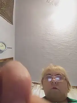 Chat +18 de Elena_Beautiful784 ao vivo