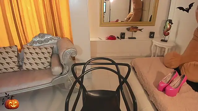Živý XXX chat Miss_charlote_