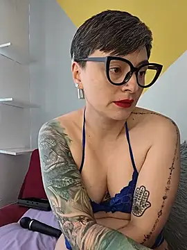 kat_paradise's Live XXX Chat