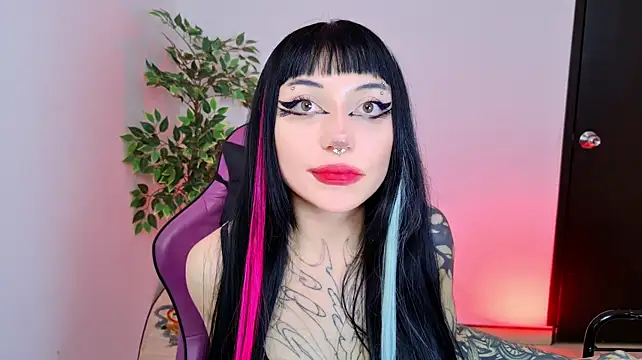 catipetite's Live XXX Chat