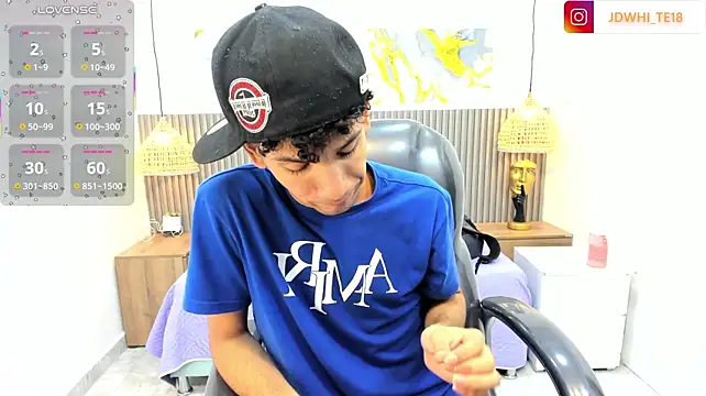 JDWhite18's Live XXX Chat