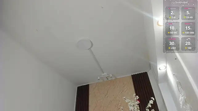 Aisha_Vex's Webcam Show
