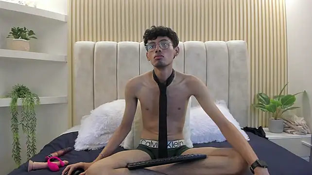 Chat XXX ao vivo de Ethan_Kay