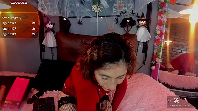 Margott_mature XXX чат на живо