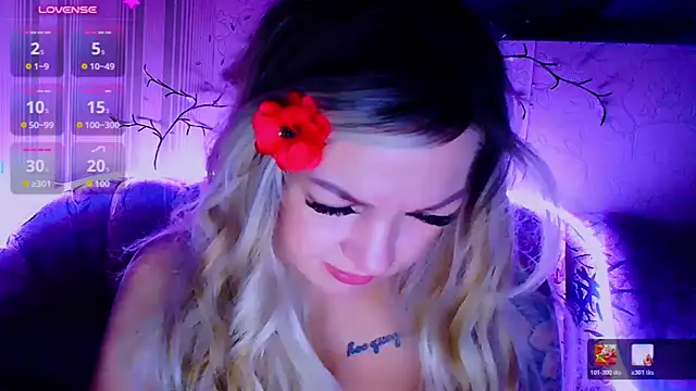 Chat XXX en directo de Baddy_Girl_