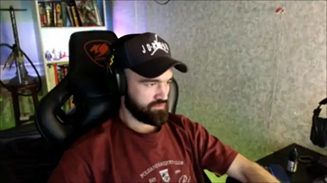 XXX chat uživo modela _Serious_Man