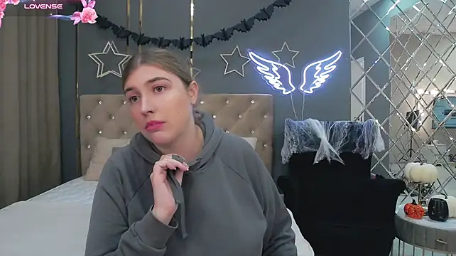 KissMe_Madie's Webcam Show