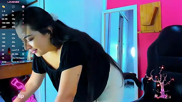 Chatroom XXX en direct de nezuko__chann_