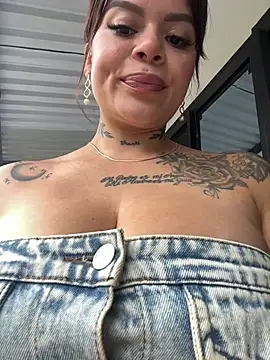 Chat XXX ao vivo de Sexy__Giirl