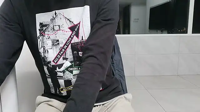 nole_china7's Live XXX Chat