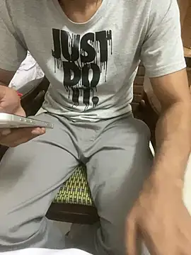 แชท XXX สดของ slimmdaddyy