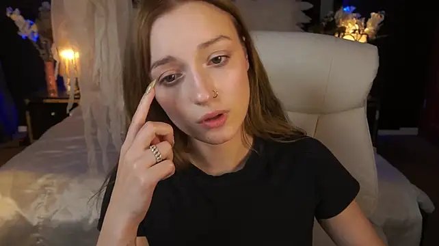 LizzaMoonn Chat XXX in diretta