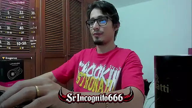 SrIncognito666 Chat XXX in diretta
