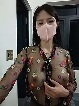 Czat XXX na żywo – Emma_Linh