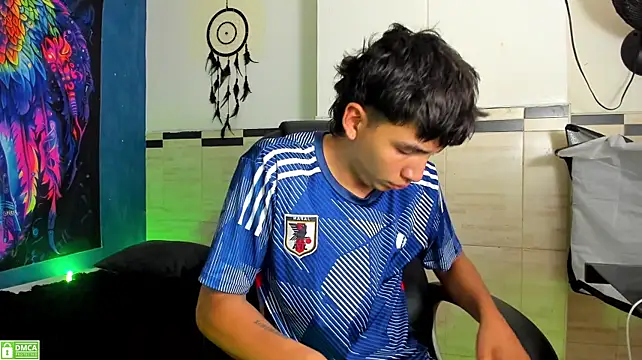 Czat XXX na żywo – Leo_Royce