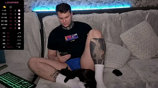 Czat XXX na żywo – Lechery_boy
