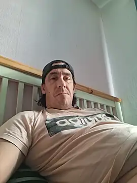 Jizzma13 Live XXX-chat