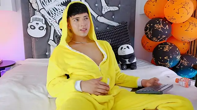 Živý XXX chat Keen_Nico