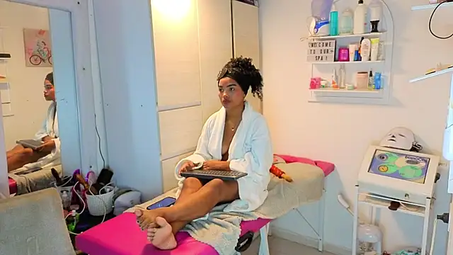 EROTIC_SPA's Live XXX Chat