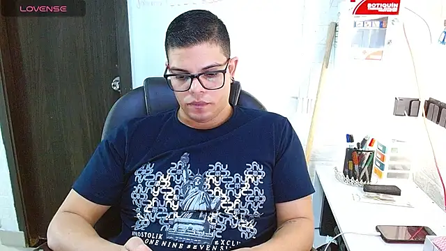 Chat +18 de Realjoel01 ao vivo