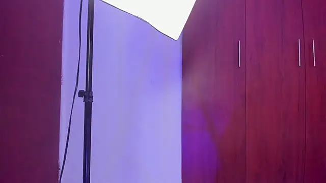 Czat XXX na żywo – Sara_Rossi__