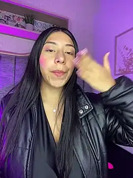 צ'אט XXX בשידור חי של MaraBiker