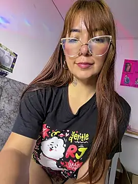 Chat +18 de arilynn_ ao vivo