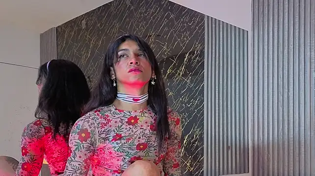 DahianaG Adlı Modelin Canlı XXX Sohbeti