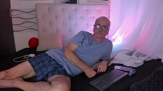 david_holman live XXX chat