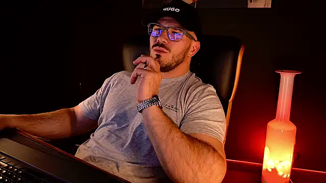 AngeloEric live XXX chat