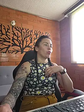 Melanyy69's Live XXX Chat