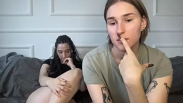 yoursweettreats' Live XXX Chat