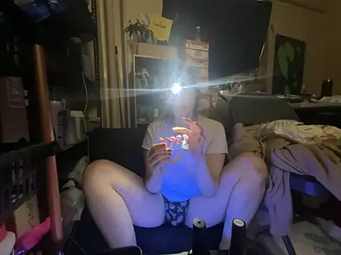 הופעת וובקאם של Snowbunnycake_131